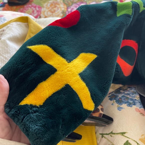 Fur - Picture 2 of 6